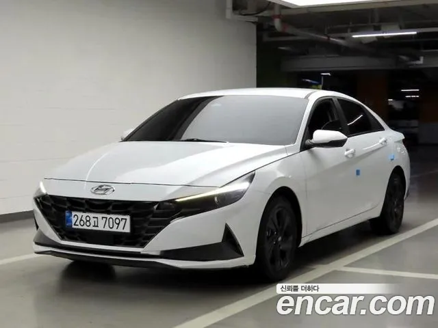 Фотография автомобиля — Hyundai Avante CN7