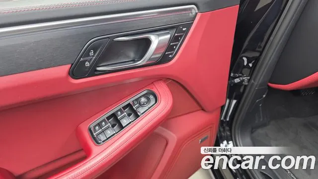Porsche Macan — Фото автомобиля 27