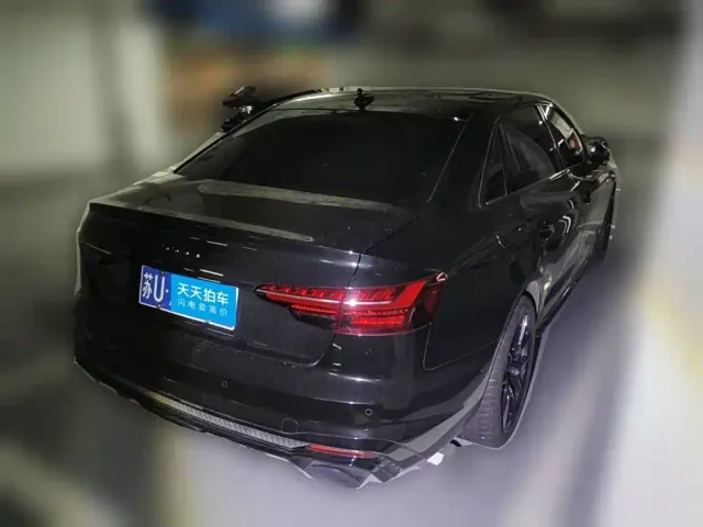 Audi A4L — Фото автомобиля 2