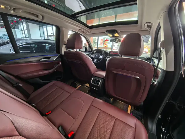BMW X3 — Фото автомобиля 9
