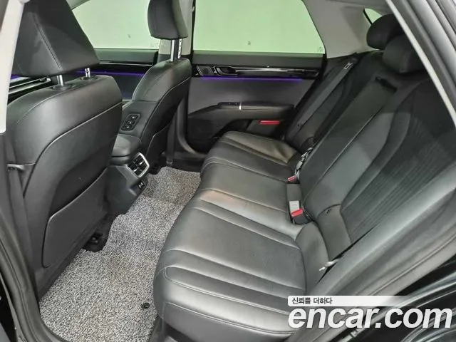Hyundai Grandeur GN7 — Фото автомобиля 12