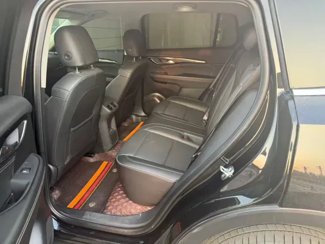 Buick Envision Plus — Фото автомобиля 7