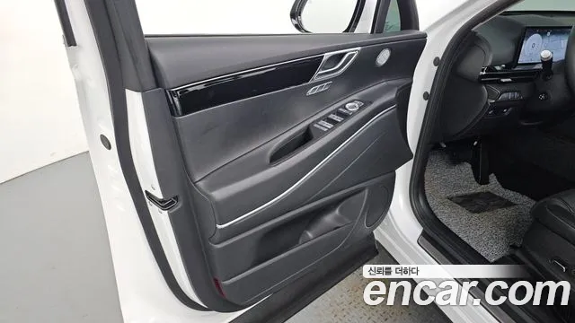 Genesis GV80 2.5T Бензин 2WD — Фото автомобиля 24