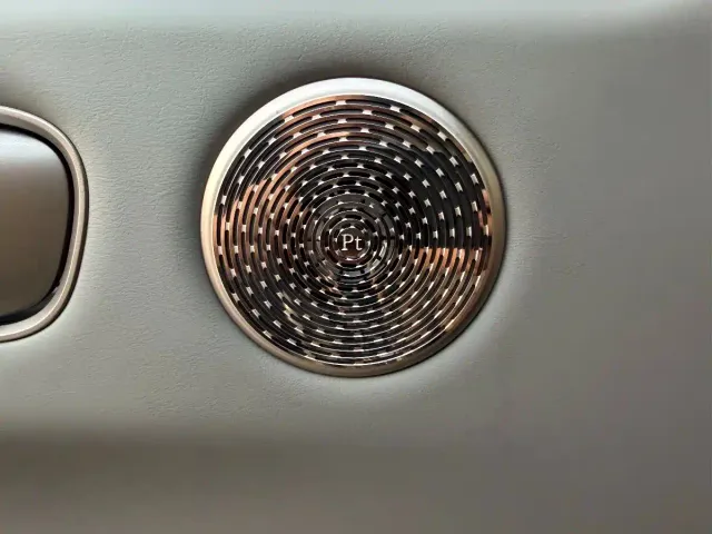 Li Auto i6 — Фото автомобиля 11