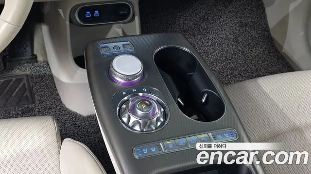 Genesis GV60 — Фото автомобиля 9