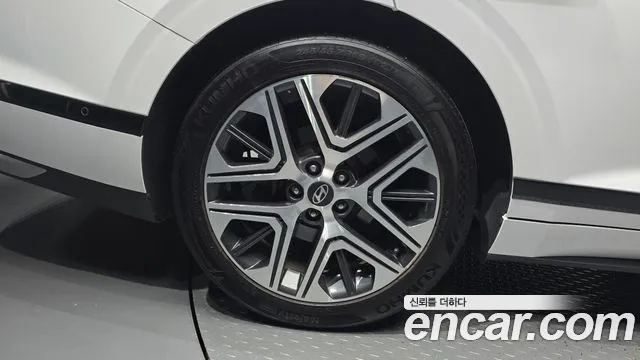 Hyundai Grandeur GN7 — Фото автомобиля 5