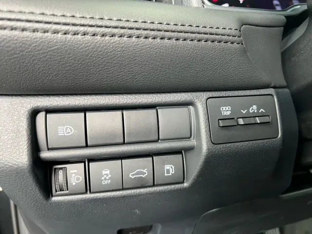 Toyota Avalon — Фото автомобиля 16