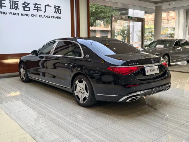 Mercedes-Benz Maybach S-Class — Фото автомобиля 29