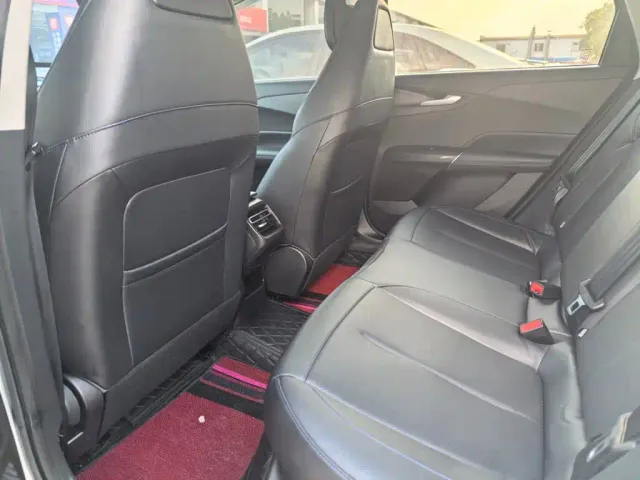 Changan Eado — Фото автомобиля 7