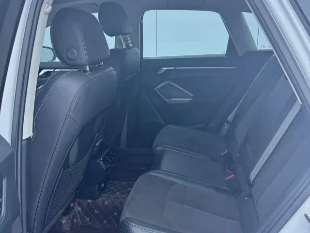 Audi Q3 — Фото автомобиля 15