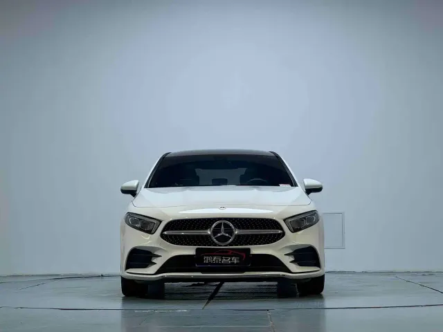 Mercedes-Benz A-Class — Фото автомобиля 3