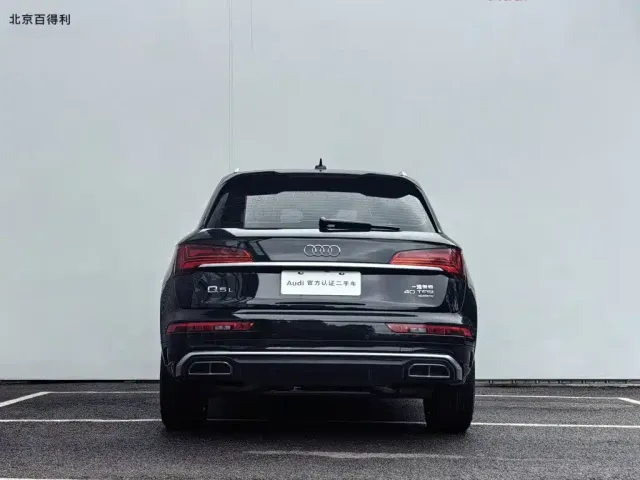 Audi Q5L — Фото автомобиля 14