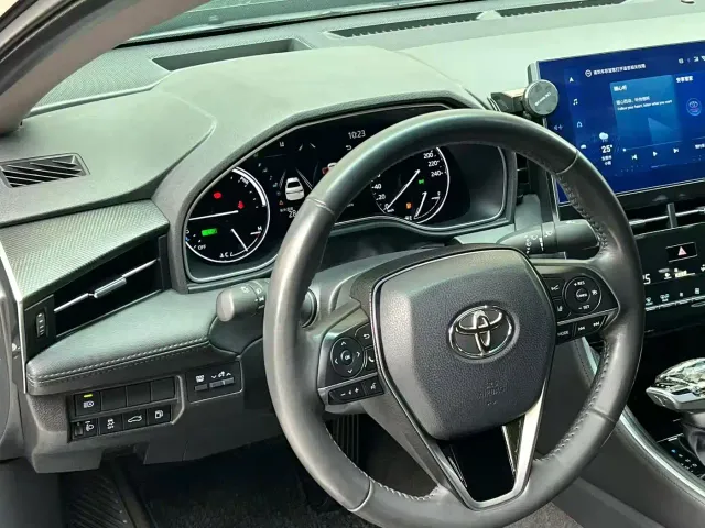 Toyota Avalon — Фото автомобиля 9