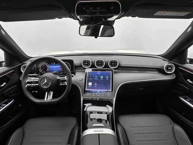 Mercedes-Benz C-Class — Фото автомобиля 16