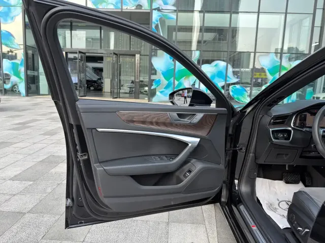 Audi Audi A6L 2023 Facelift 45 TFSI Premium Dynamic — Фото автомобиля 10