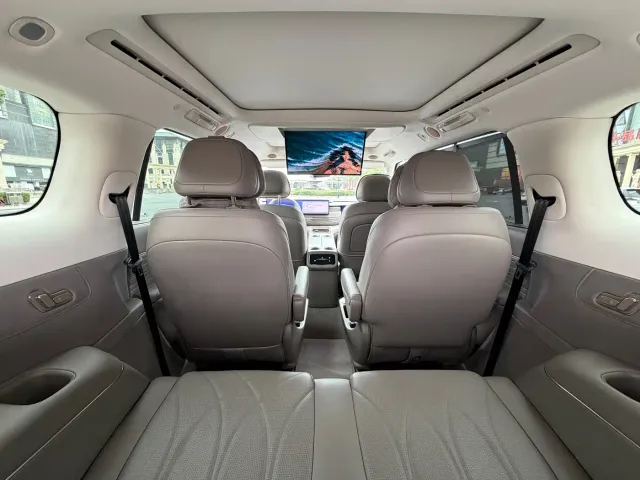 IM Motors LS9 — Фото автомобиля 15