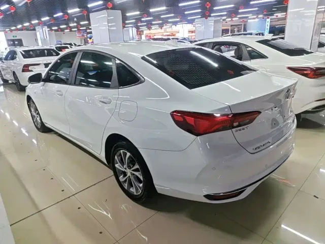 Buick Verano — Фото автомобиля 4
