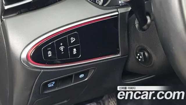 Genesis GV70 — Фото автомобиля 21
