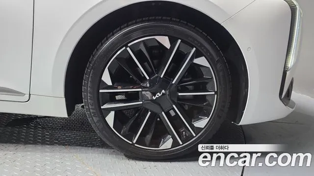 Kia K8 Signature — Фото автомобиля 18