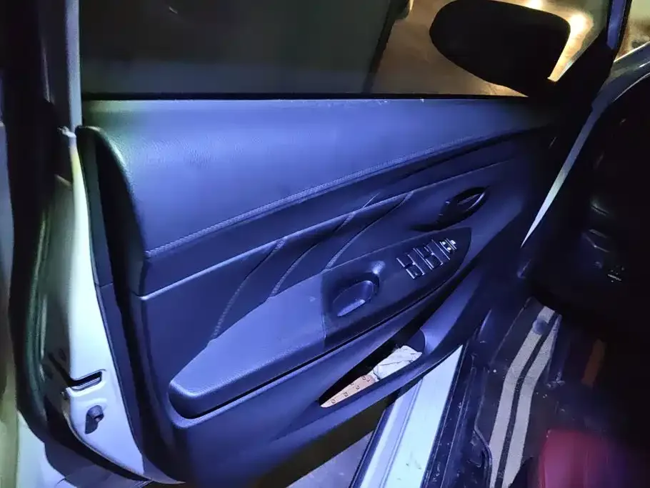 Toyota YARiS L Zhi Xuan 2022 Zhi Xuan X 1.5L CVT Leading PLUS Edition — Фото автомобиля 7