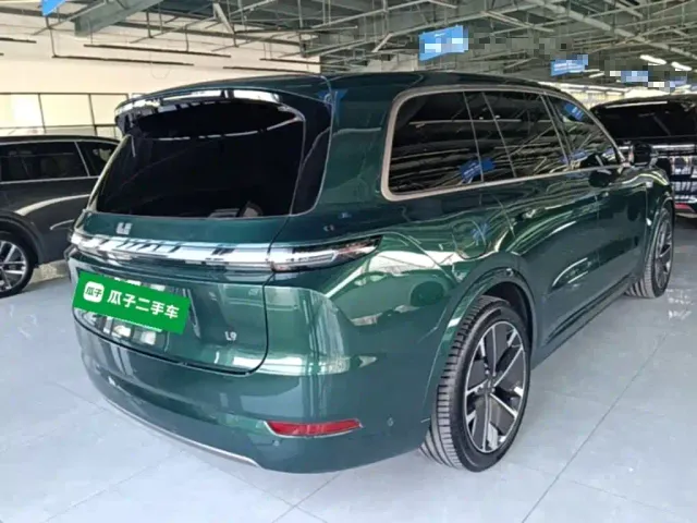 Li Auto L9 — Фото автомобиля 6