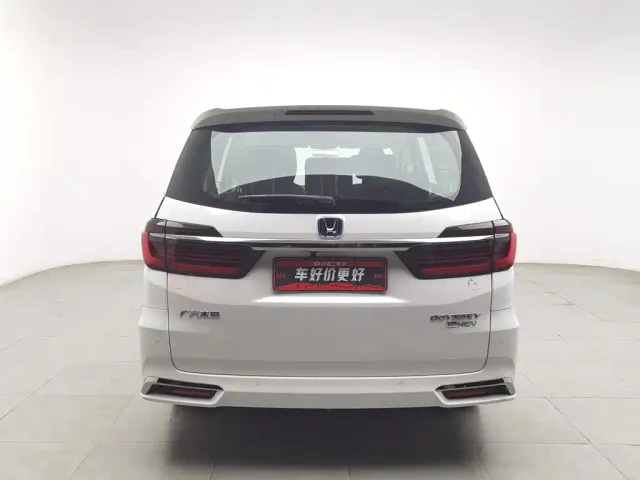 Honda Odyssey — Фото автомобиля 4