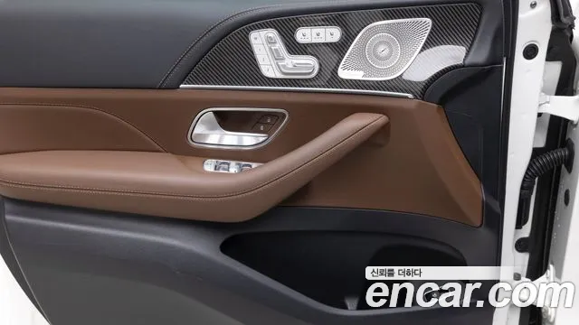 Mercedes-Benz GLE-Class — Фото автомобиля 15