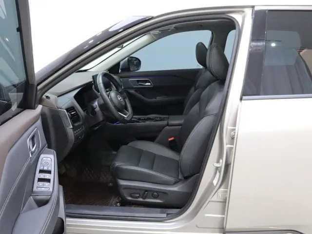 Nissan X-Trail — Фото автомобиля 11