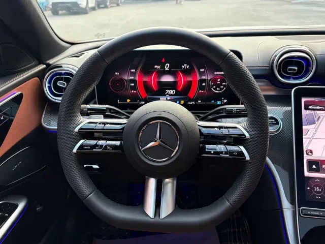 Mercedes-Benz C-Class — Фото автомобиля 10
