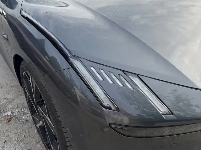 Lynk & Co Z10 — Фото автомобиля 6