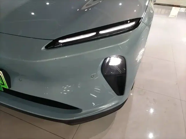 Nio ET5 — Фото автомобиля 23
