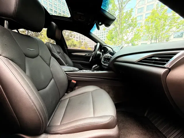 Cadillac CT5 — Фото автомобиля 9