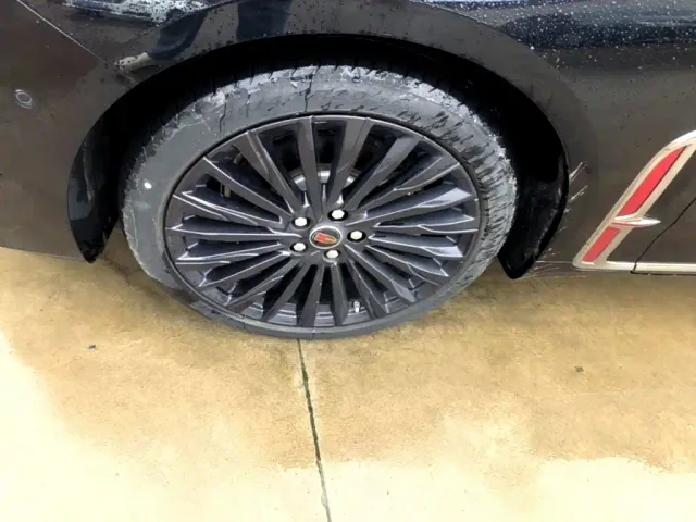 Hongqi H9 — Фото автомобиля 22