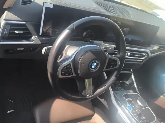 BMW i3 — Фото автомобиля 15