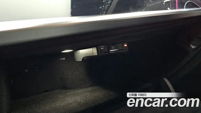 Mercedes-Benz E-Class E-класс W214 E300 4MATIC Exclusive — Фото автомобиля 24