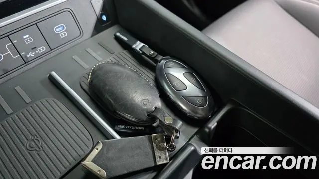 Hyundai Santa Fe MX5 — Фото автомобиля 27