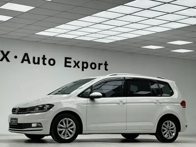 Volkswagen Touran — Фото автомобиля 18