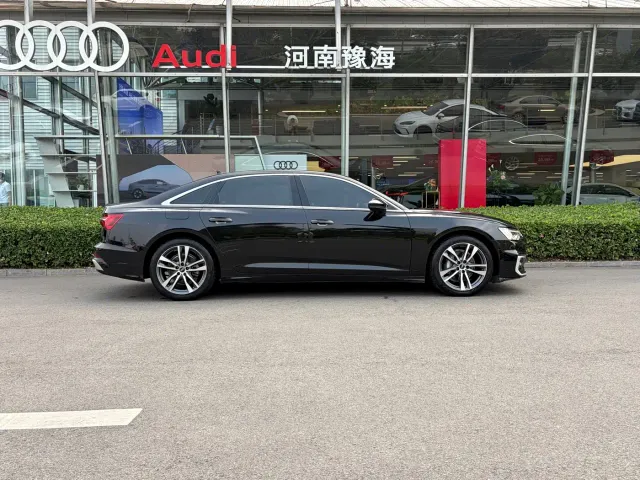 Audi A6L — Фото автомобиля 3