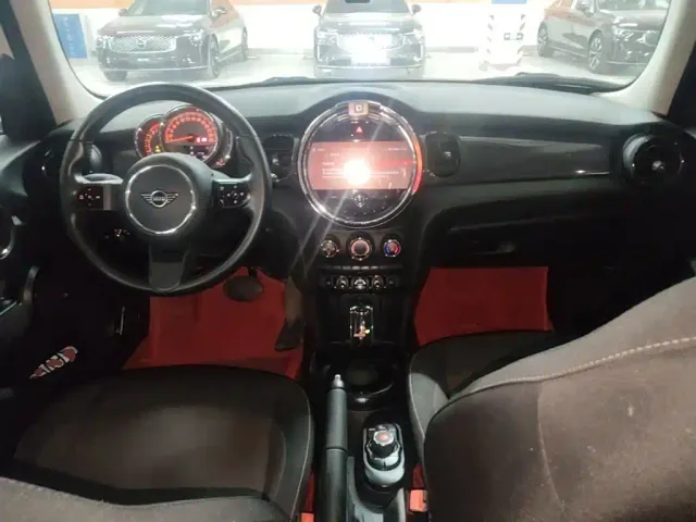 MINI Hatch — Фото автомобиля 13