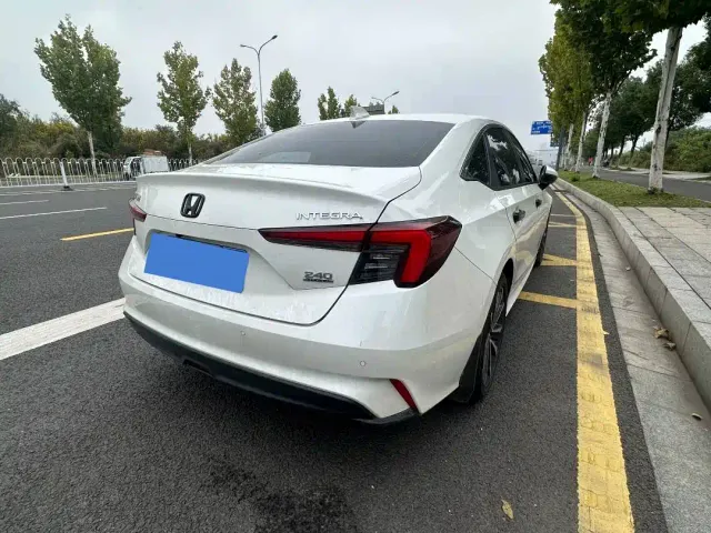 Honda Integra — Фото автомобиля 4