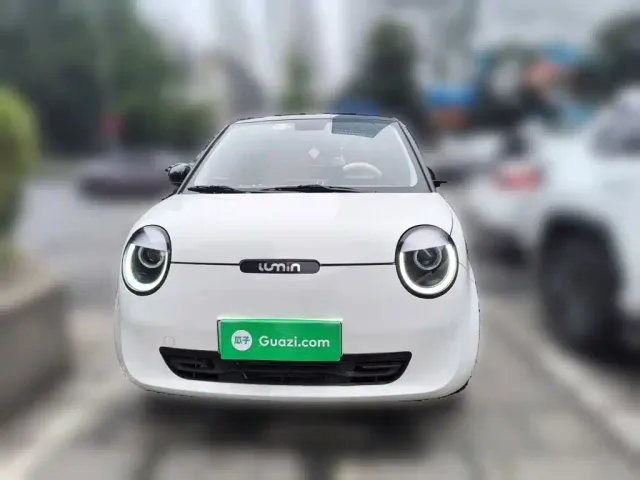 Changan Lumin — Фото автомобиля 2