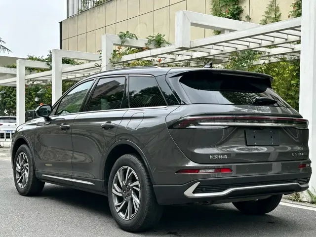 Lincoln Corsair — Фото автомобиля 3