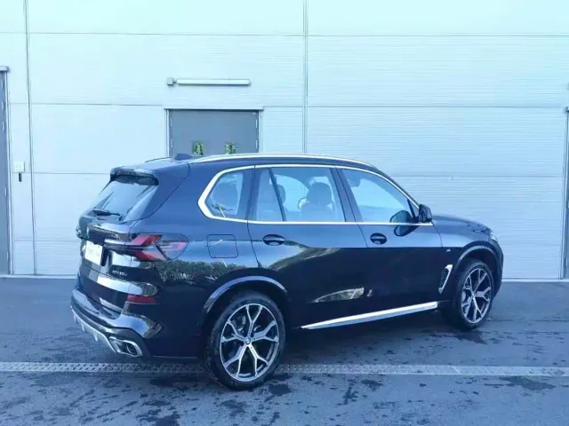 BMW X5 — Фото автомобиля 5