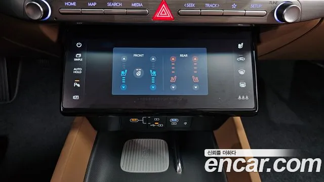 Hyundai Grandeur GN7 — Фото автомобиля 29