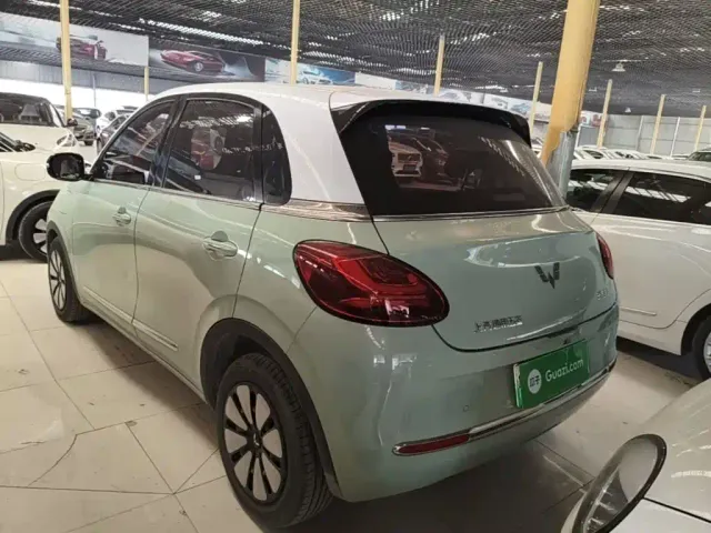 Wuling Bingo — Фото автомобиля 4