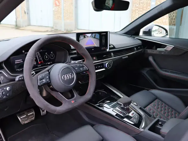 Audi RS 4 — Фото автомобиля 7