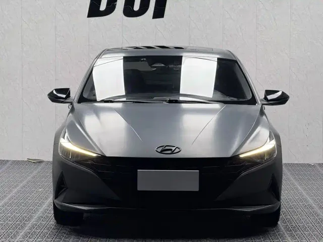 Hyundai Elantra 2022 1.5L CVT 20th Anniversary Edition — Фото автомобиля 2