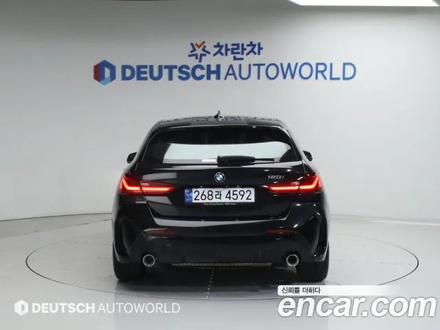 BMW 1-Series — Фото автомобиля 4