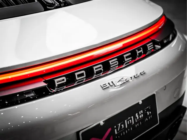 Porsche 911 — Фото автомобиля 9