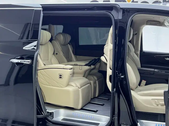 Toyota Vellfire — Фото автомобиля 13
